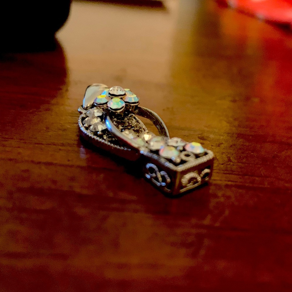 Sandal necklace pendant